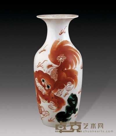清光绪 粉彩狮子瓶 高23.5cm